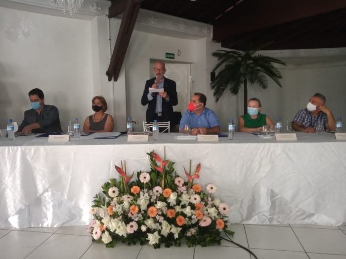 APAE de Mauá promove seminário abordando o tema família