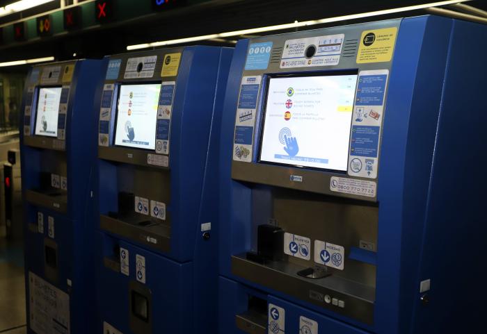 Metrô de São Paulo disponibiliza venda de bilhetes unitários em máquinas de autoatendimento