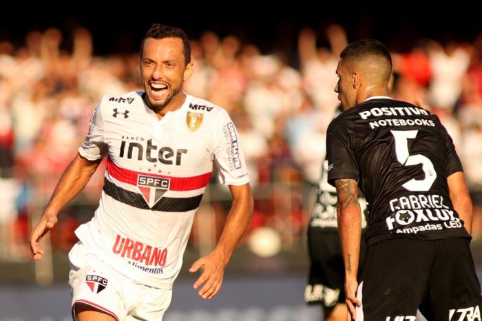 São Paulo vence Corinthians por 1 a 0 e sai na frente na semifinal do Campeonato Paulista