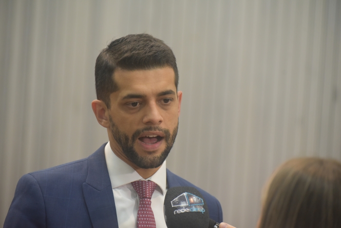 PLC 26/21 deteriora a carreira do servidor público estadual
