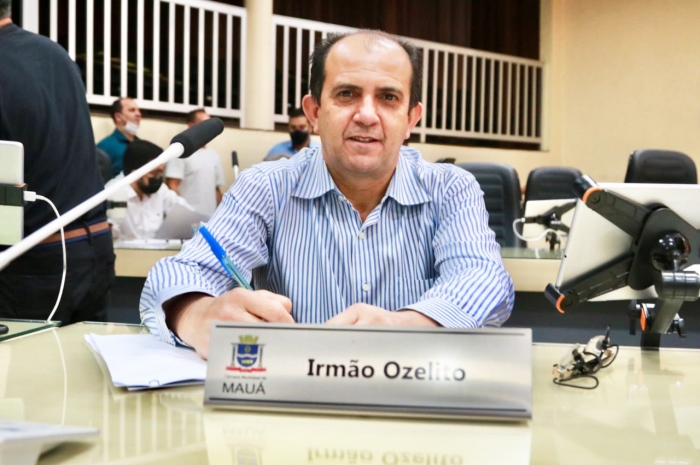 Vereador Irmão Ozelito solicita esclarecimentos quanto à entrega de medicamentos de alto custo