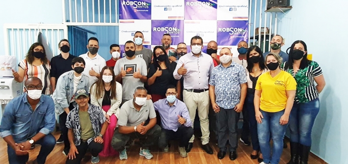 Associação Quem Ama Cuida promove encontro com líderes regionais e debate políticas públicas 