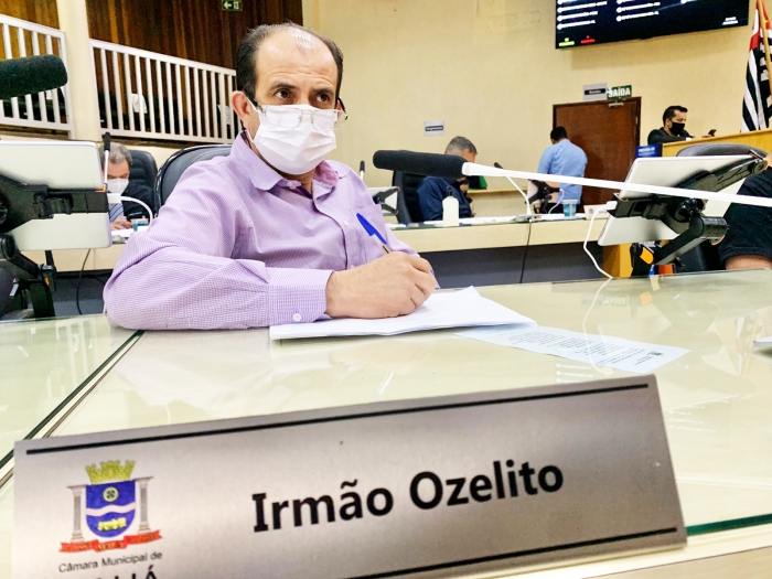 Vereador Irmão Ozelito solicita inclusão de imóveis do bairro Jardim Canadá no programa Cidade Legal