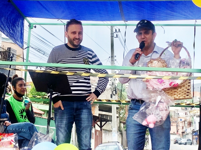 Instituto APREC promove festa das crianças com ação social e apoio do vereador Irmão Ozelito 