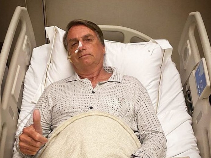 Presidente Jair Bolsonaro é internado em hospital de SP com obstrução intestinal