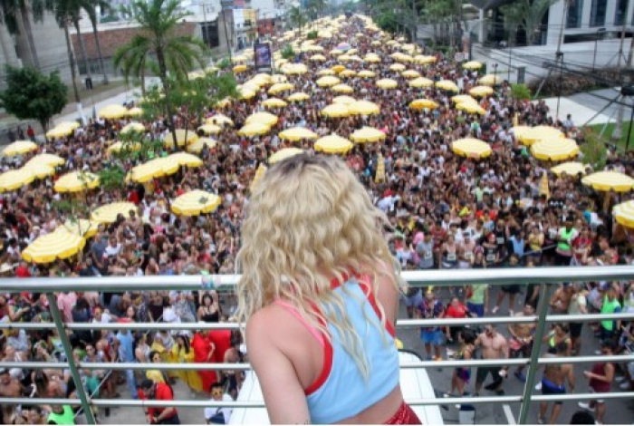 Prefeitura de SP cancela carnaval de rua; a partir de segunda todos os eventos na cidade passam a exigir comprovante de vacinação