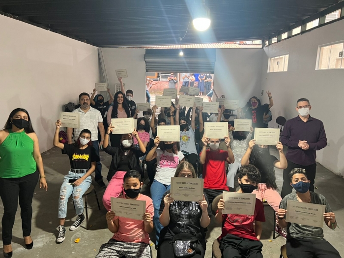 Instituto WWW Vida promove “Projeto Jovem Cidadão” em parceria com a Igreja Apostólica Renascer
