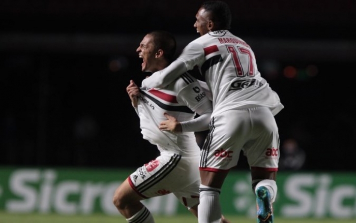 São Paulo goleia de virada o São Bernardo e se classifica para semifinais do Campeonato Paulista