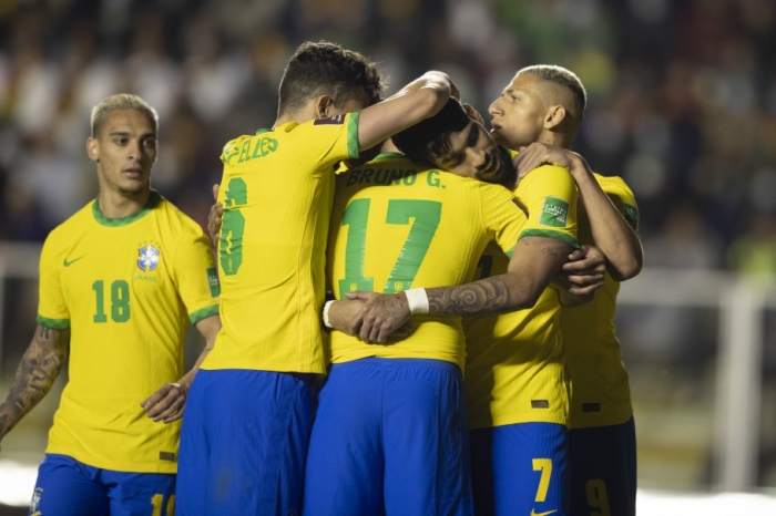 Brasil goleia Bolívia nas Eliminatórias da Copa do Mundo