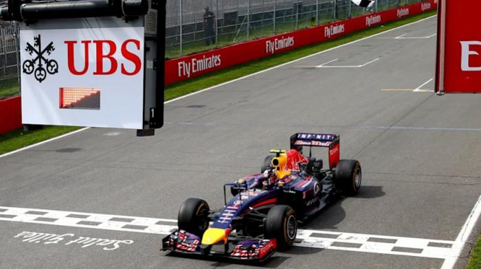 Daniel Ricciardo vence o Grande Prêmio da China
