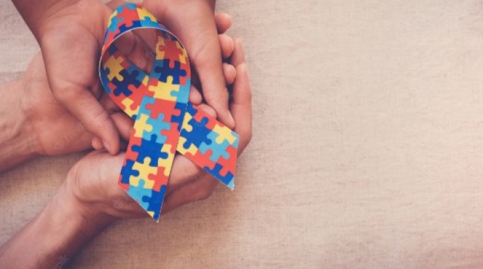 Abril Azul conscientiza sobre o autismo