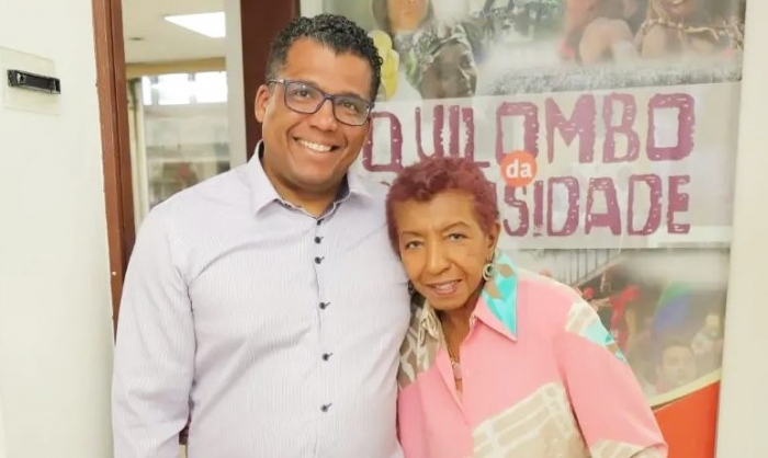 Robson Santos é recebido pela deputada estadual Leci Brandão