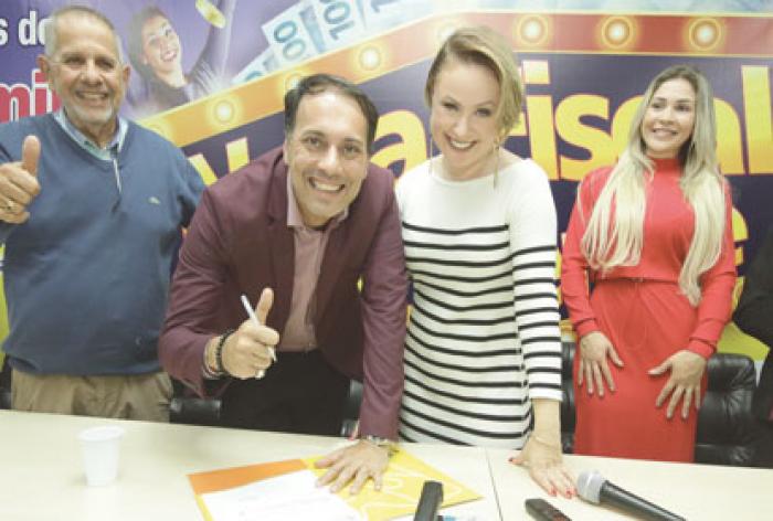 Vanessa Damo assume secretaria no governo Atila