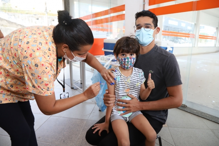 Mauá vacina contra a Covid-19 e a gripe em dois locais no fim de semana