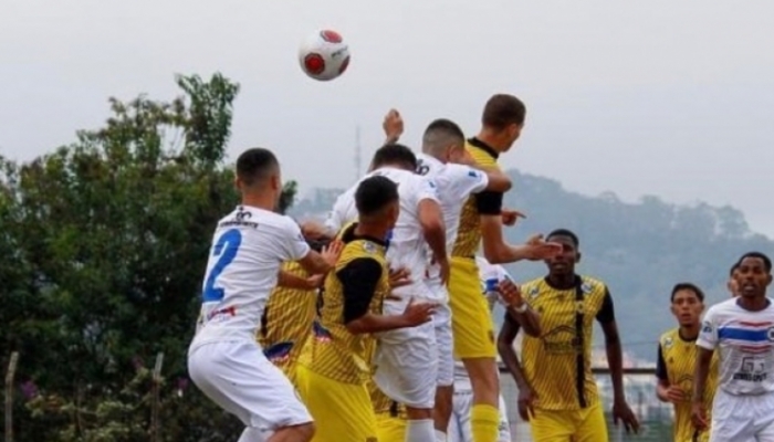 Em situações opostas, Mauá FC e Grêmio Mauaense empatam dérbi municipal