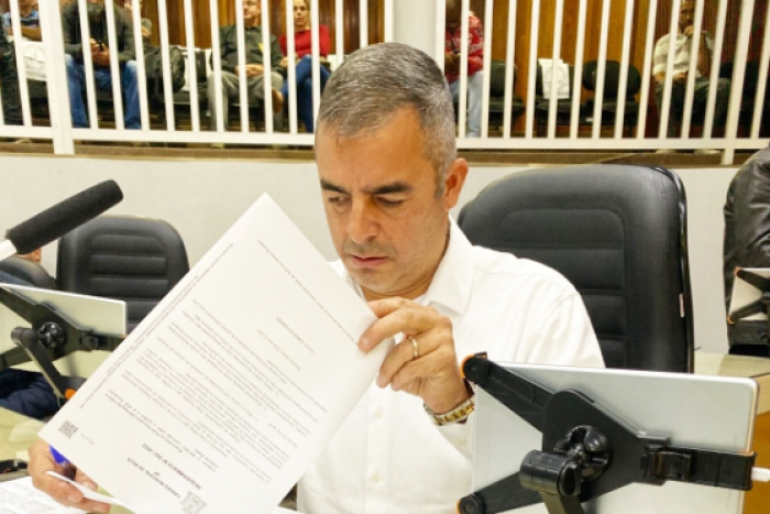 Vereador Sargento Simões reúne mais de 200 moradores na Câmara de Mauá para votar contra empréstimo de R$ 165 milhões