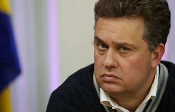 Prefeito de Rio Grande da Serra é expulso do PSDB