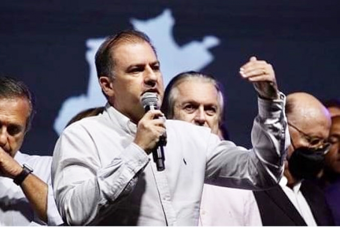 “O Brasil precisa escapar das garras dessa polarização que tanto nos assola”, afirma o pré-candidato a deputado federal Junior Orosco