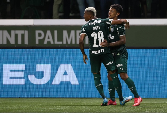 Palmeiras vence Cuiabá e reassume liderança do Brasileirão