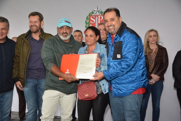 Prefeitura de Mauá regulariza mais 79 lotes em três bairros da cidade