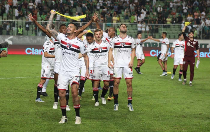 São Paulo empata com América-MG e garante classificação para as semifinais da Copa do Brasil