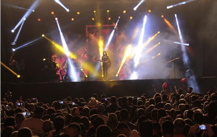 Festa do Pilar reúne 8 mil pessoas no primeiro dia