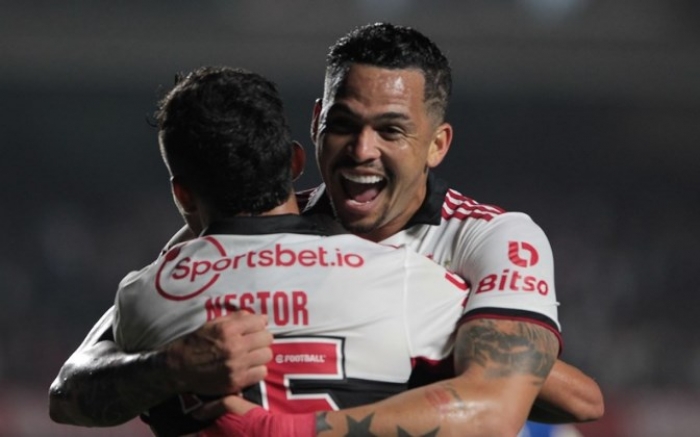 São Paulo goleia Avaí pelo Brasileirão e ganha moral para final da Copa Sul-Americana