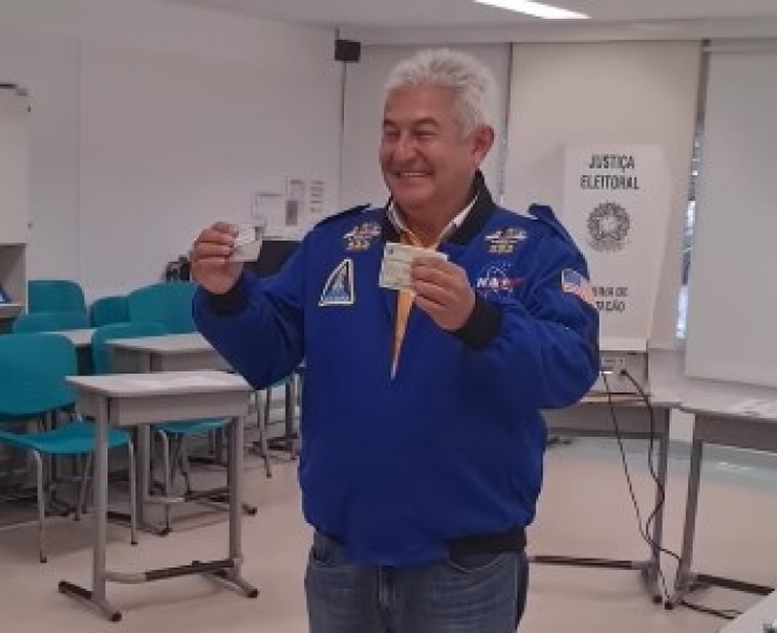 Astronauta Marcos Pontes é eleito senador por São Paulo