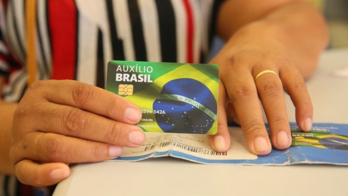 Pagamento da parcela do Auxílio Brasil de outubro é antecipado