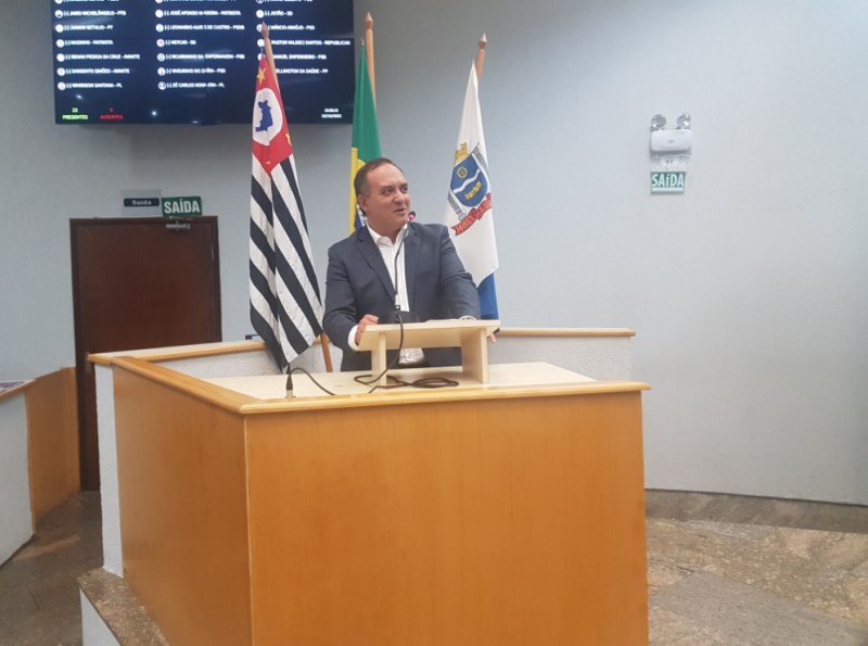 Marcelo Lima discursou no plenário da Câmara de Mauá, agradeceu a população pela confiança e colocou seu mandato à disposição da cidade