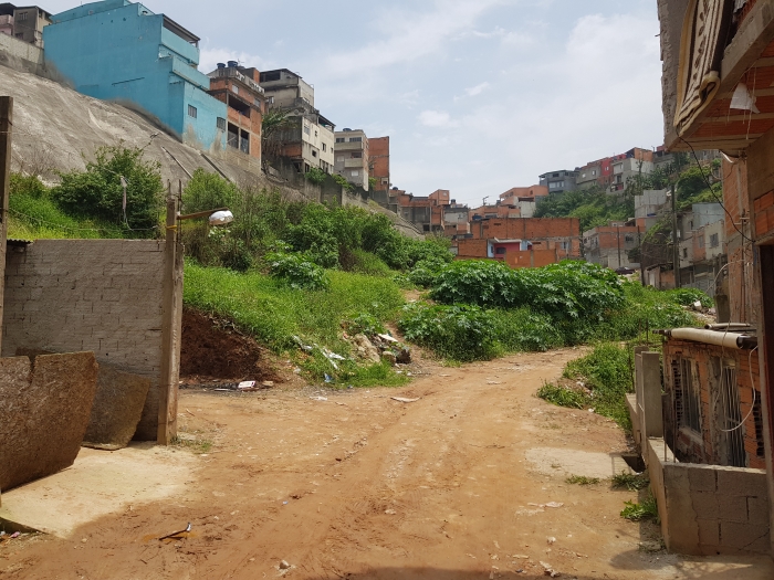 Moradores do Jardim Oratório temem perder suas casas via ordem judicial