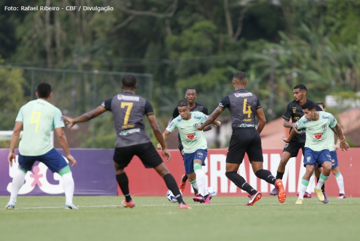Seleção brasileira sub-20 desembarca na Colômbia para disputa do Sul-Americano