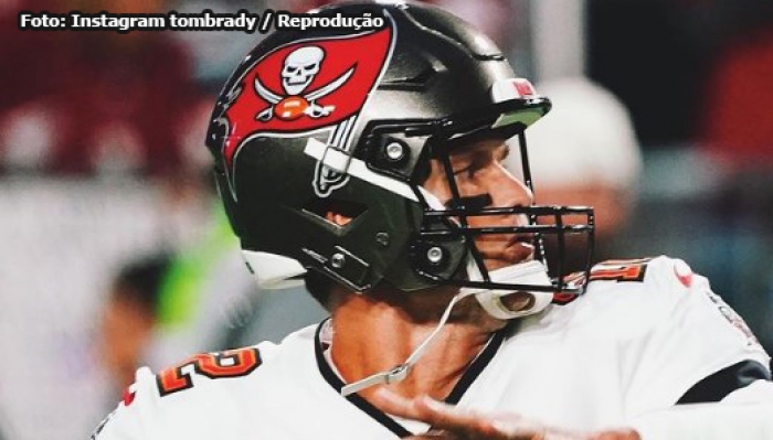 Tom Brady anuncia aposentadoria da NFL aos 45 anos
