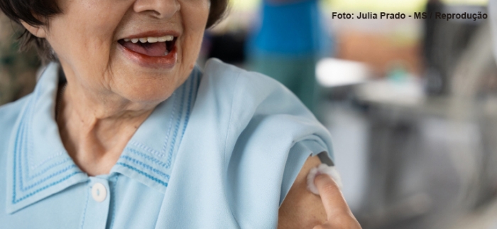 Vacina de reforço bivalente contra Covid-19 chega a marca de um milhão de doses aplicadas