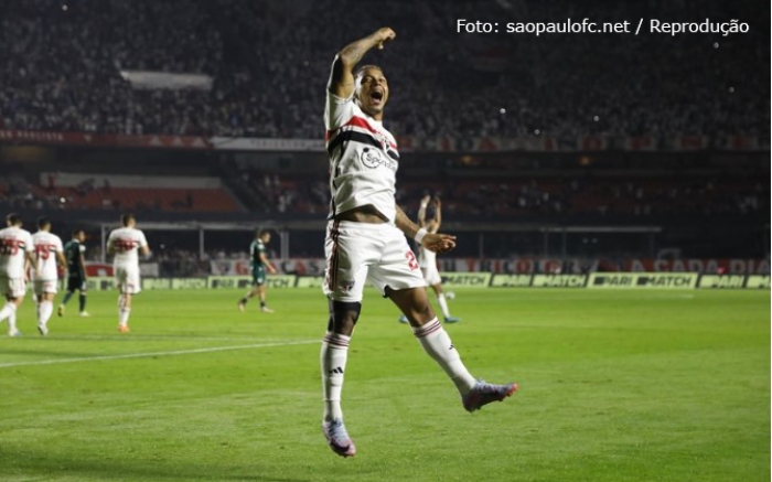 São Paulo vence Goiás de virada pelo Brasileirão