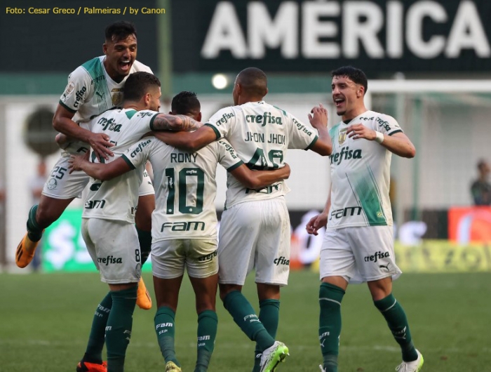 Palmeiras goleia América-MG fora de casa