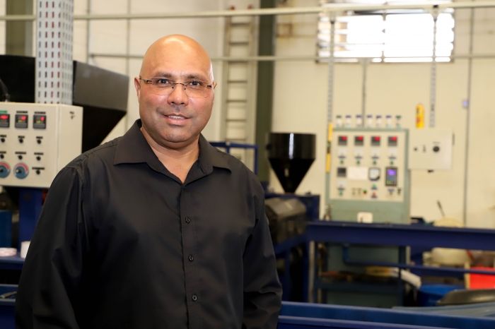 Claudio Custódio elogia aprovação de lei que proíbe criação e venda de animais em pet shops